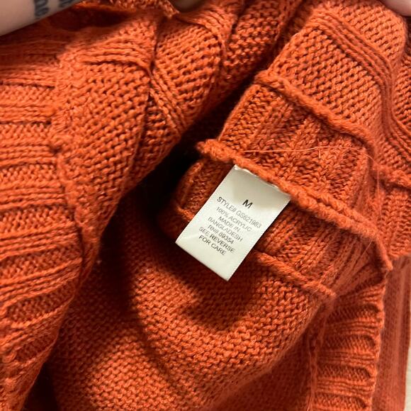 Madison + Hudson Sweater Long Sleeve Pullover Orange Crew Neck Button Accent M - Picture 7 of 8